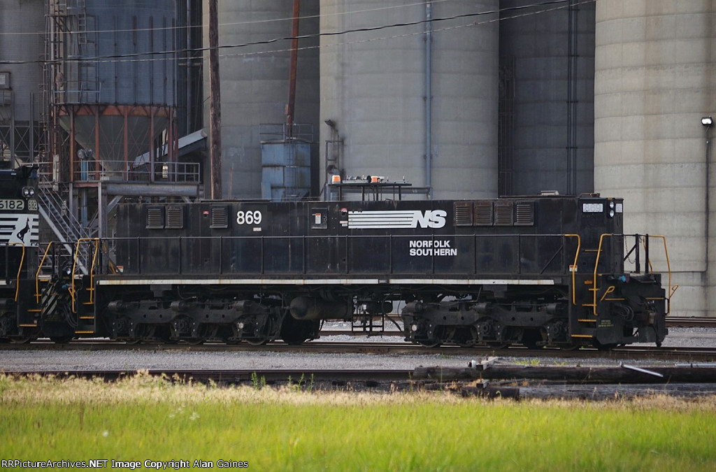 NS 869